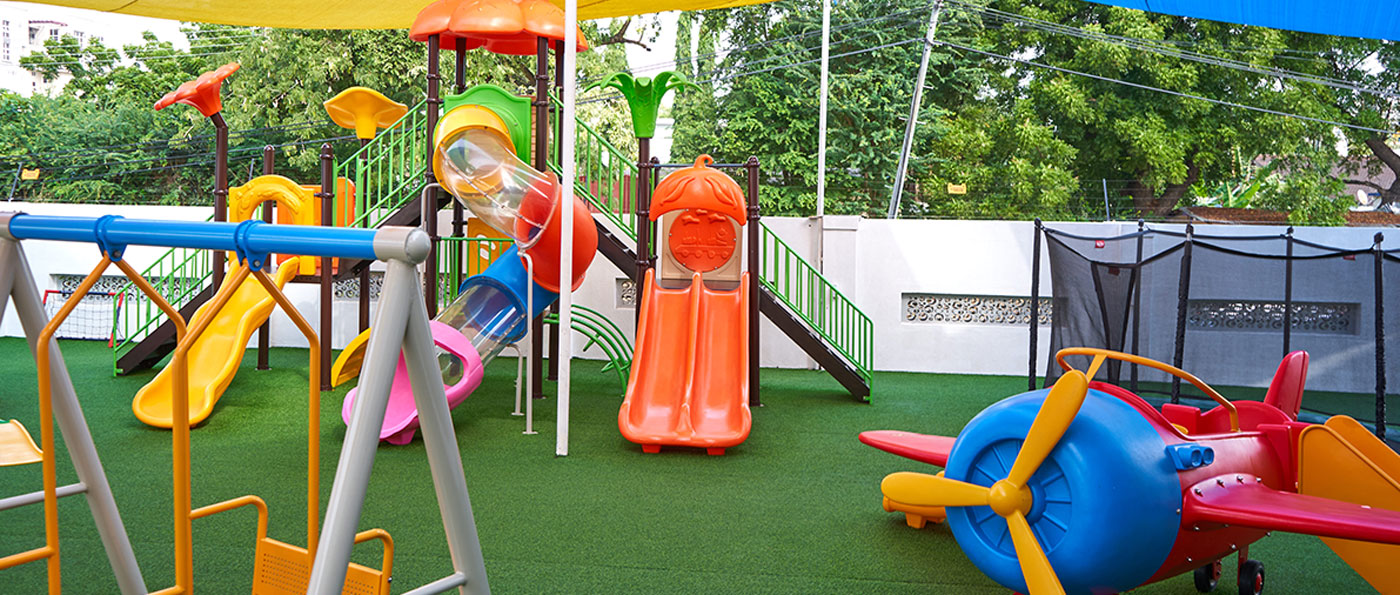 Hero Slide 3