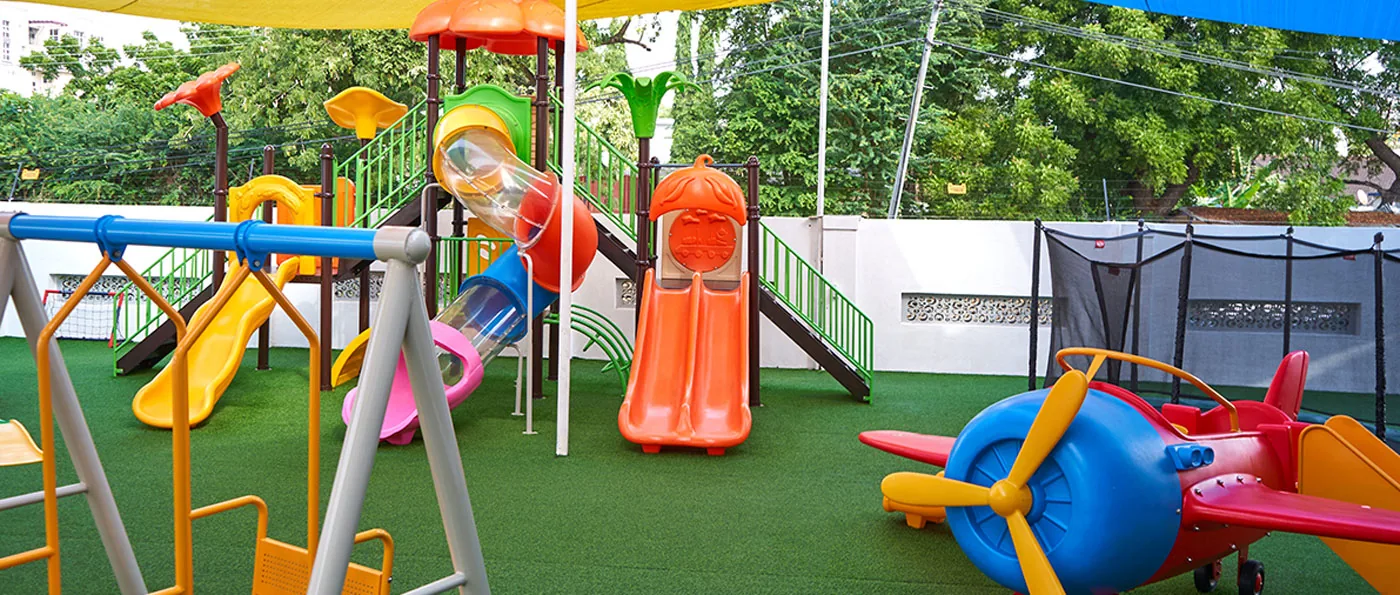 Hero Slide 3